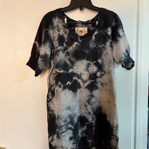 Tie-Dye Black and White shirt